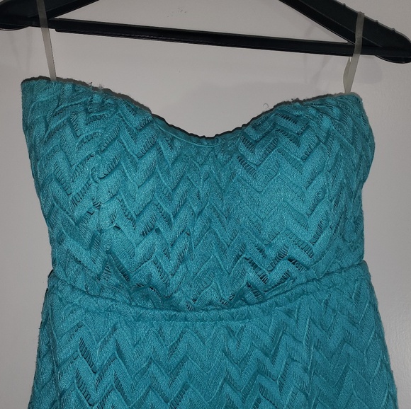 XS Dress, - Picture 2 of 5